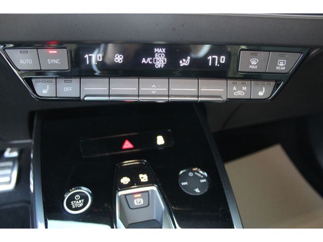 Q4 e-tron 40 S-Line*Pano*Assistenz*Kamera*Side!!