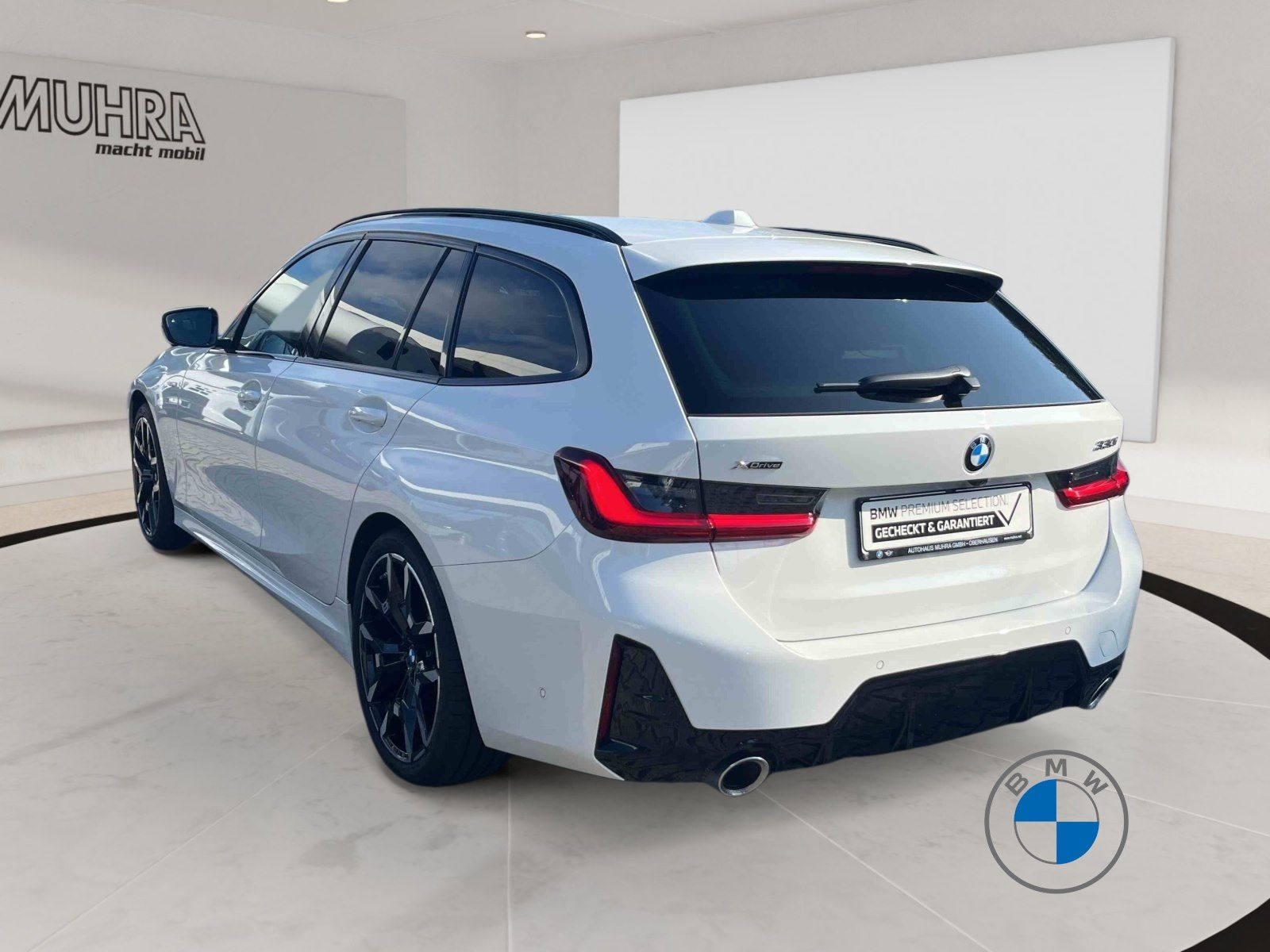 BMW 330i xDrive Touring M Sport 19 AHK Pano HIFI foto 4