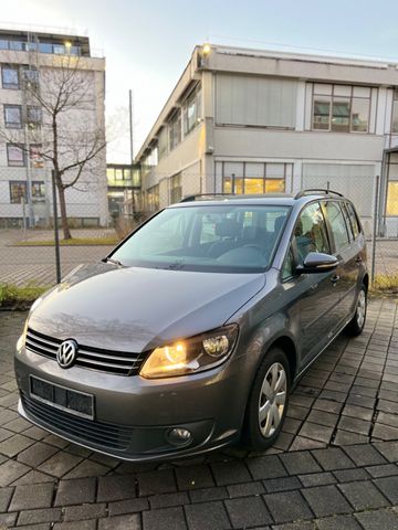 Volkswagen Touran 2.0 TDI DSG Comfortline