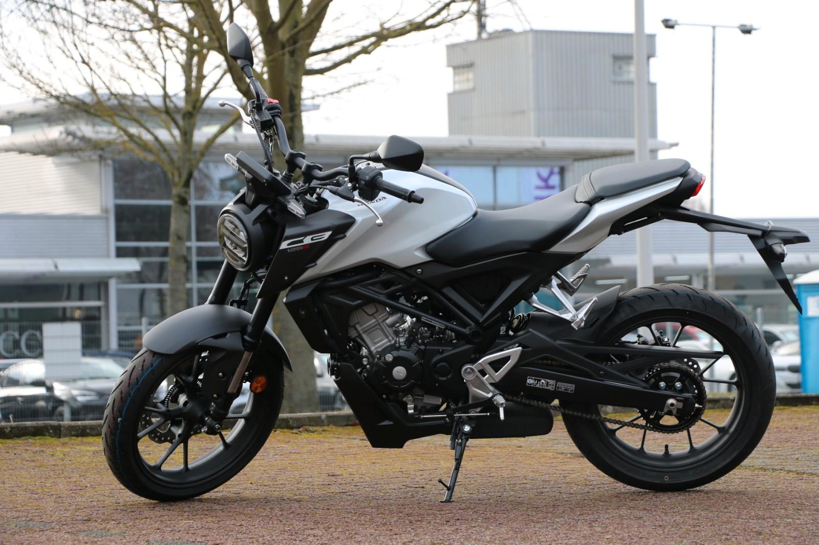 Honda CB125R als Tageszulassung