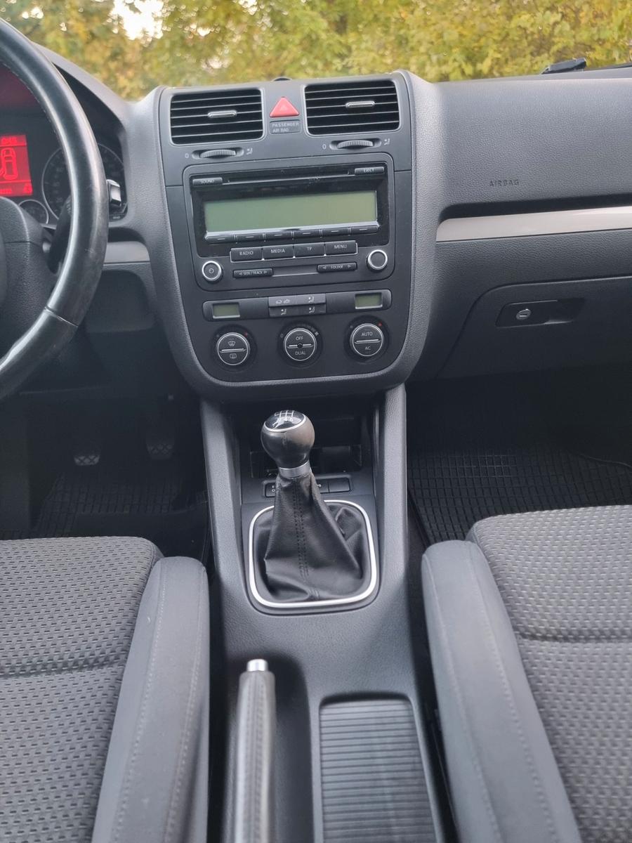 Volkswagen Golf 2009 — photo 11