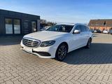 Mercedes-Benz E 220 d T Exclusive Widescreen AHK Avantgarde - Mercedes-Benz E-Klasse Gebrauchtwagen in Bremen