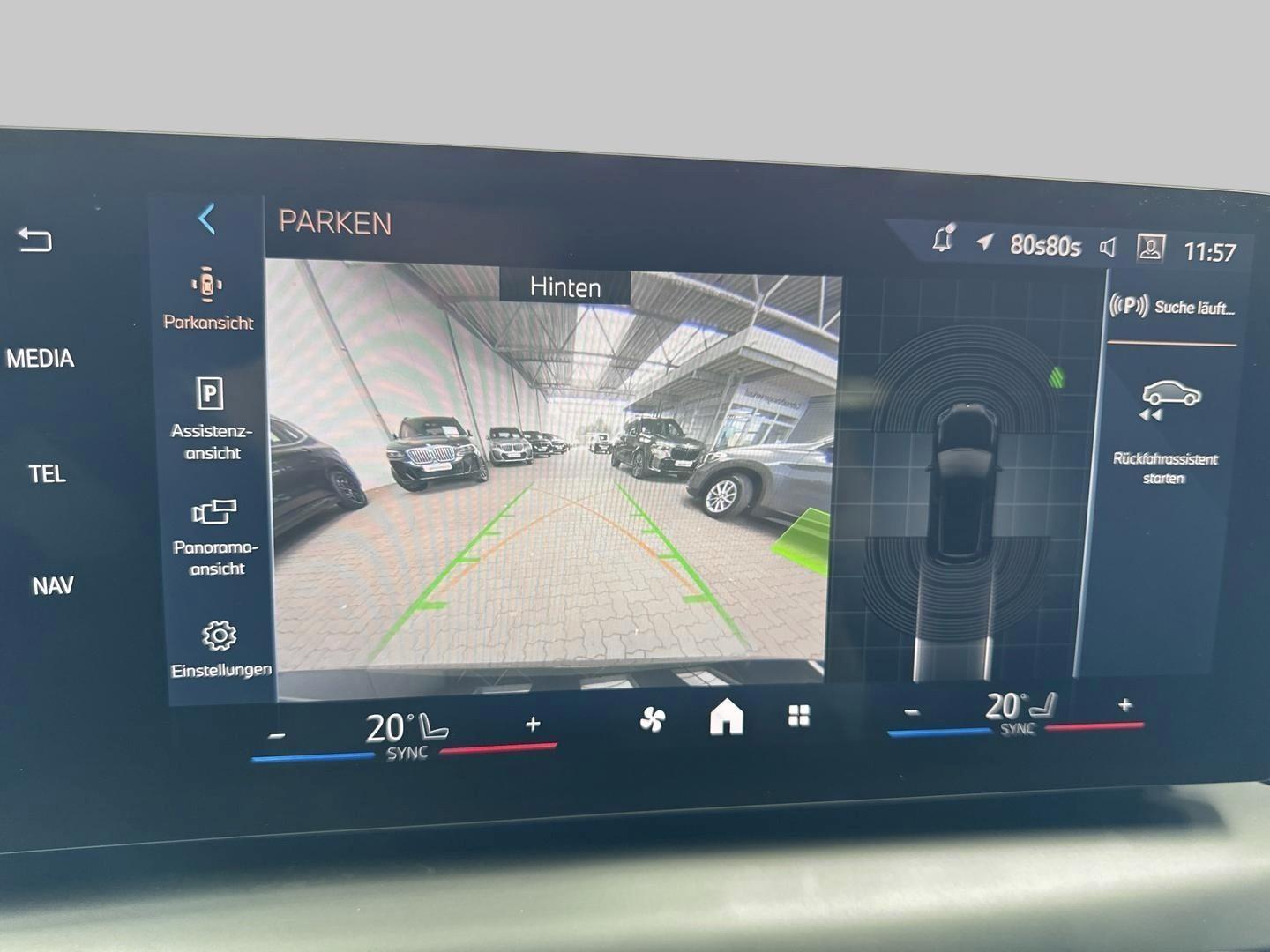 BMW 1 Series i M Sportpaket Pano Navi Digi-CP LED ACC App, миниатюра 16