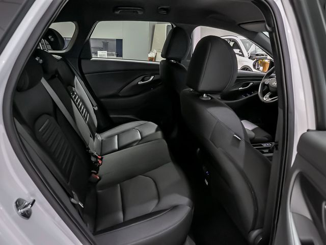 Hyundai i30 cw 1.6 Trend Navi Spurhalteassistent Kamera