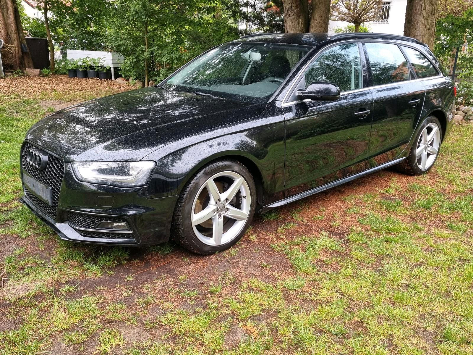 AUDI A4
