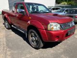 Nissan PickUp Pickup Doppelkabin LKW Zul 4X4Klima HUneu - Nissan PickUp: Geländewagen