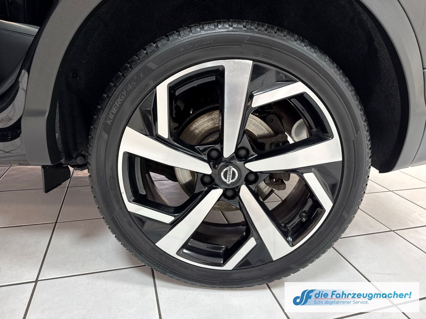 Fahrzeugabbildung Nissan Qashqai Tekna+ Panorama Navi Leder Memory Sitze