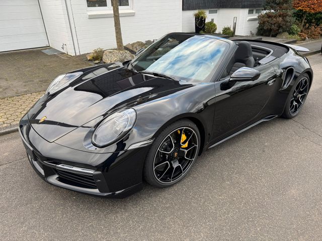 Porsche 911 Turbo S Cabriolet/Burmester/PCCB/PDLS+/PASM