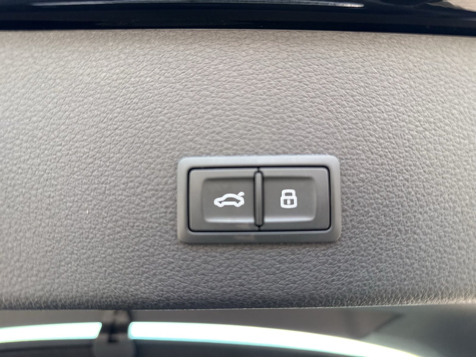 Audi Q8 e-tron - Bild 15