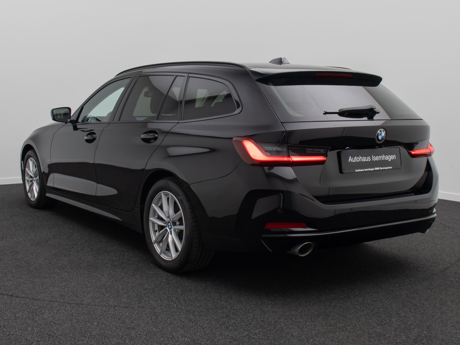 Fahrzeugabbildung BMW 318i DAB Alarm Kamera HiFi Widscreen Sport