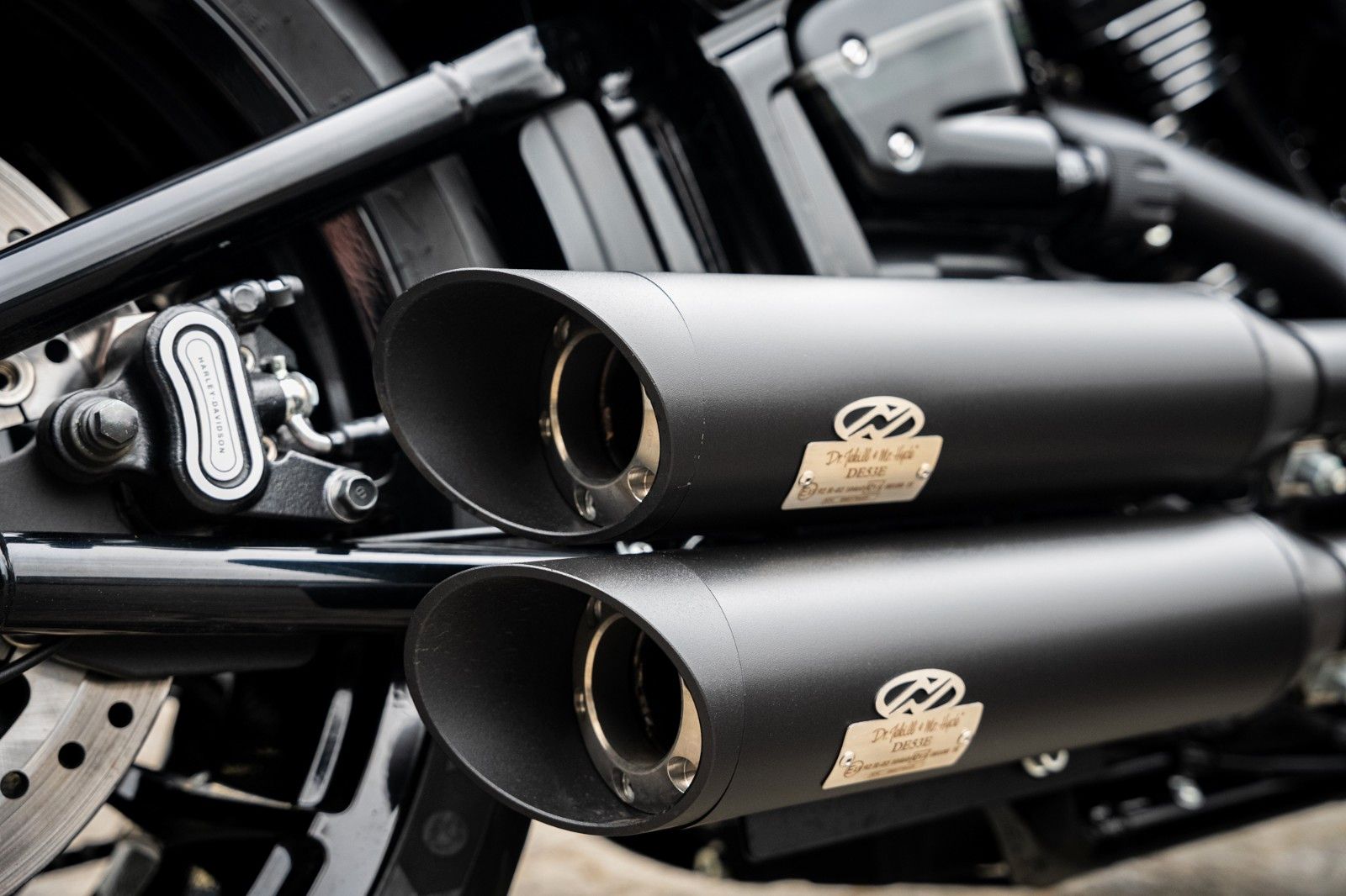 Fahrzeugabbildung Harley-Davidson DARK FAT BOY FLFBS 114 MY24 -JEKILL&HYDE-