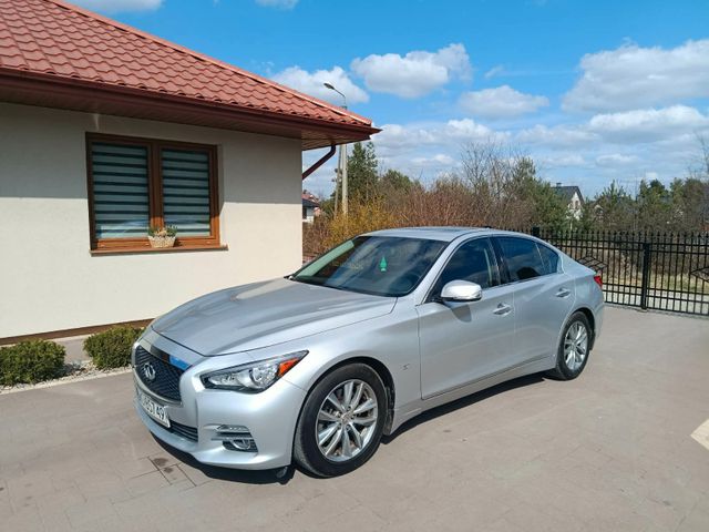 INFINITI Q50