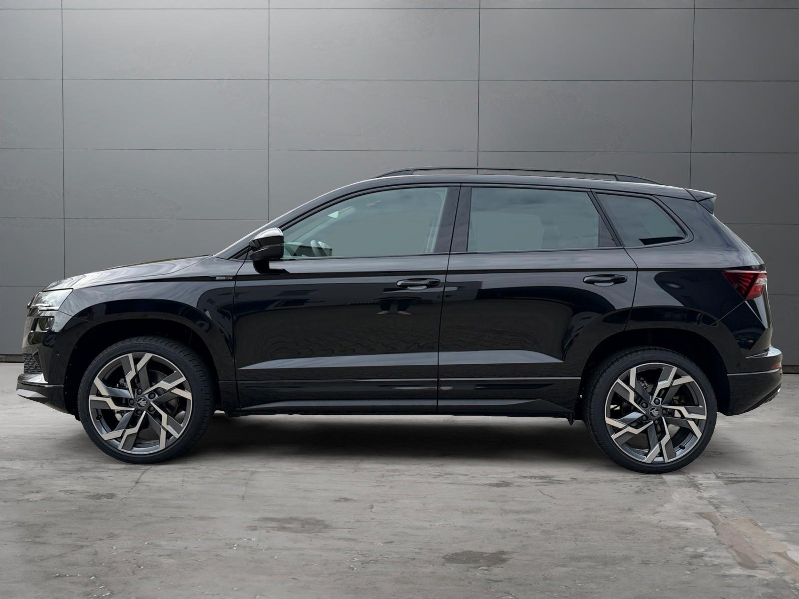 Skoda Karoq Sportline 19Zoll+AHK+LED+360°Kamera+Canton