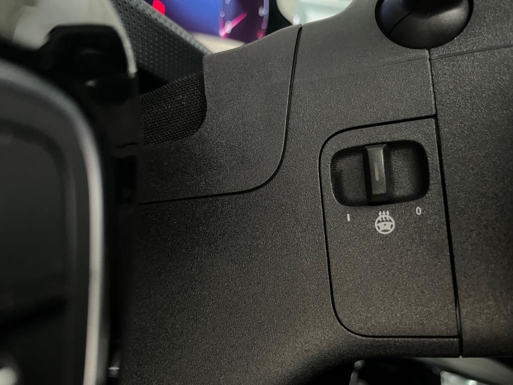 Fahrzeugabbildung Mercedes-Benz CLA 200 SB AMG AHK Totwi. Navi LED KeyLess Sport