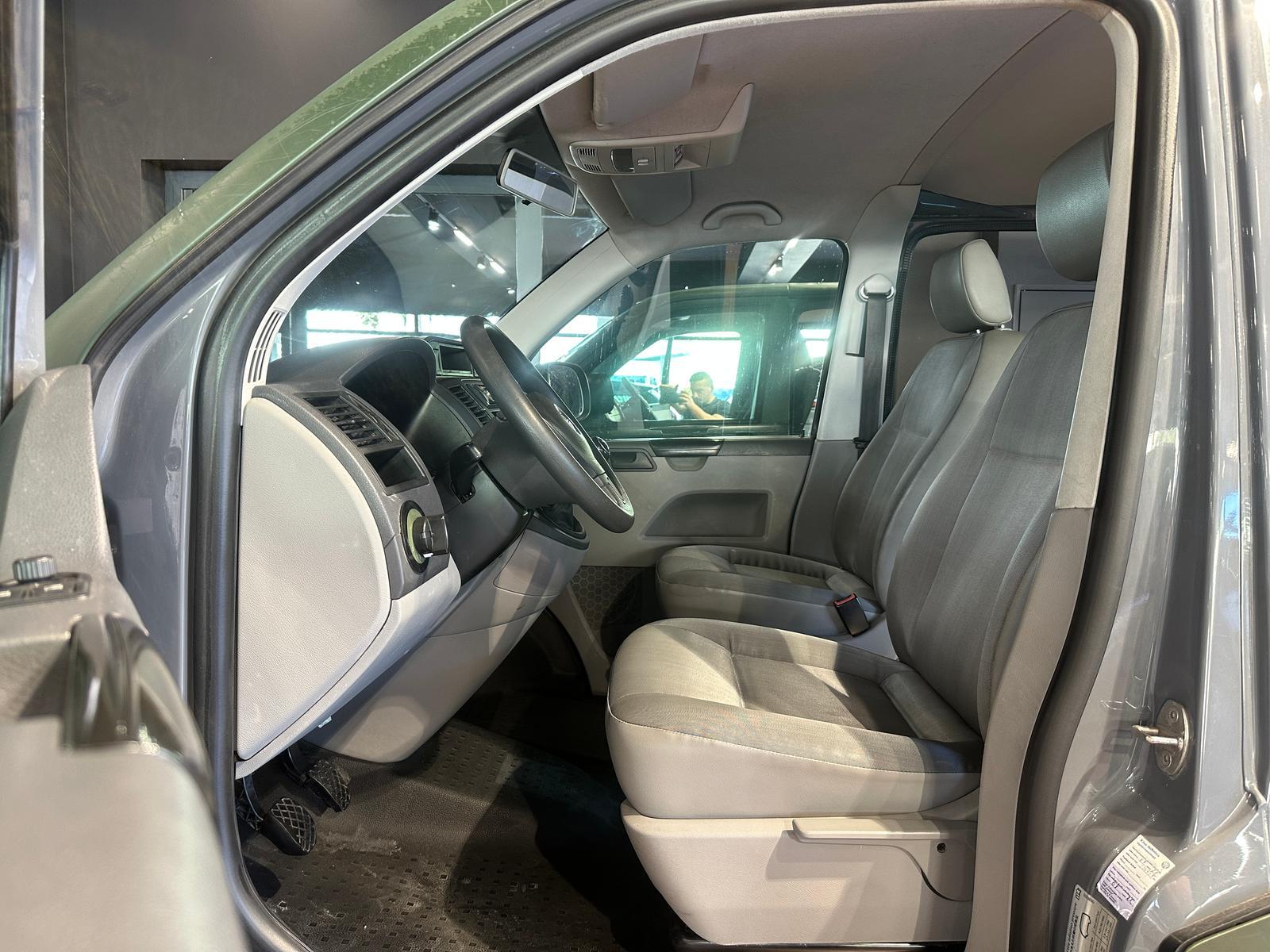 Volkswagen T5 WIDDER 4MOTION KURZ SEIKEL ROCKTON BUNDESWEHR