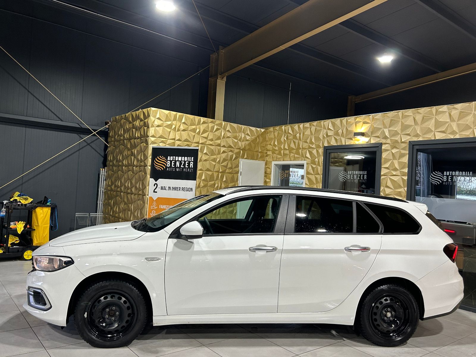 Fahrzeugabbildung Fiat Tipo City Life/ACC/SHZ/KAMERA/NAVI/SPURHALTE