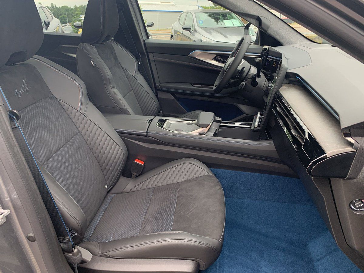 Renault Rafale - Bild 25