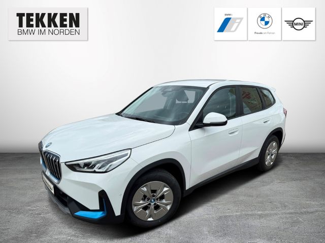 BMW iX1 xDrive30 LED Navi SHZ Tempomat RFK