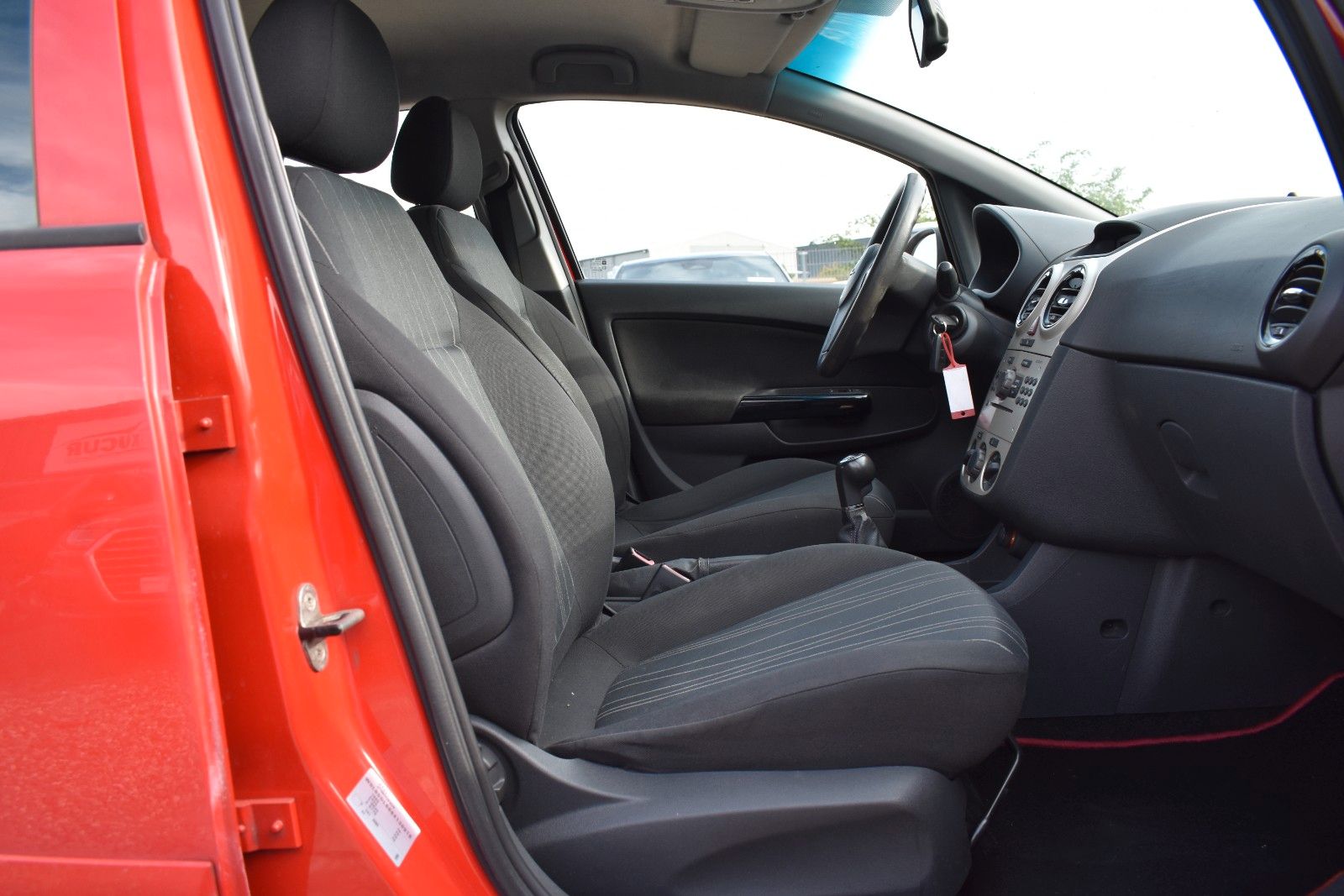 Fahrzeugabbildung Opel Corsa D Edition KLIMA