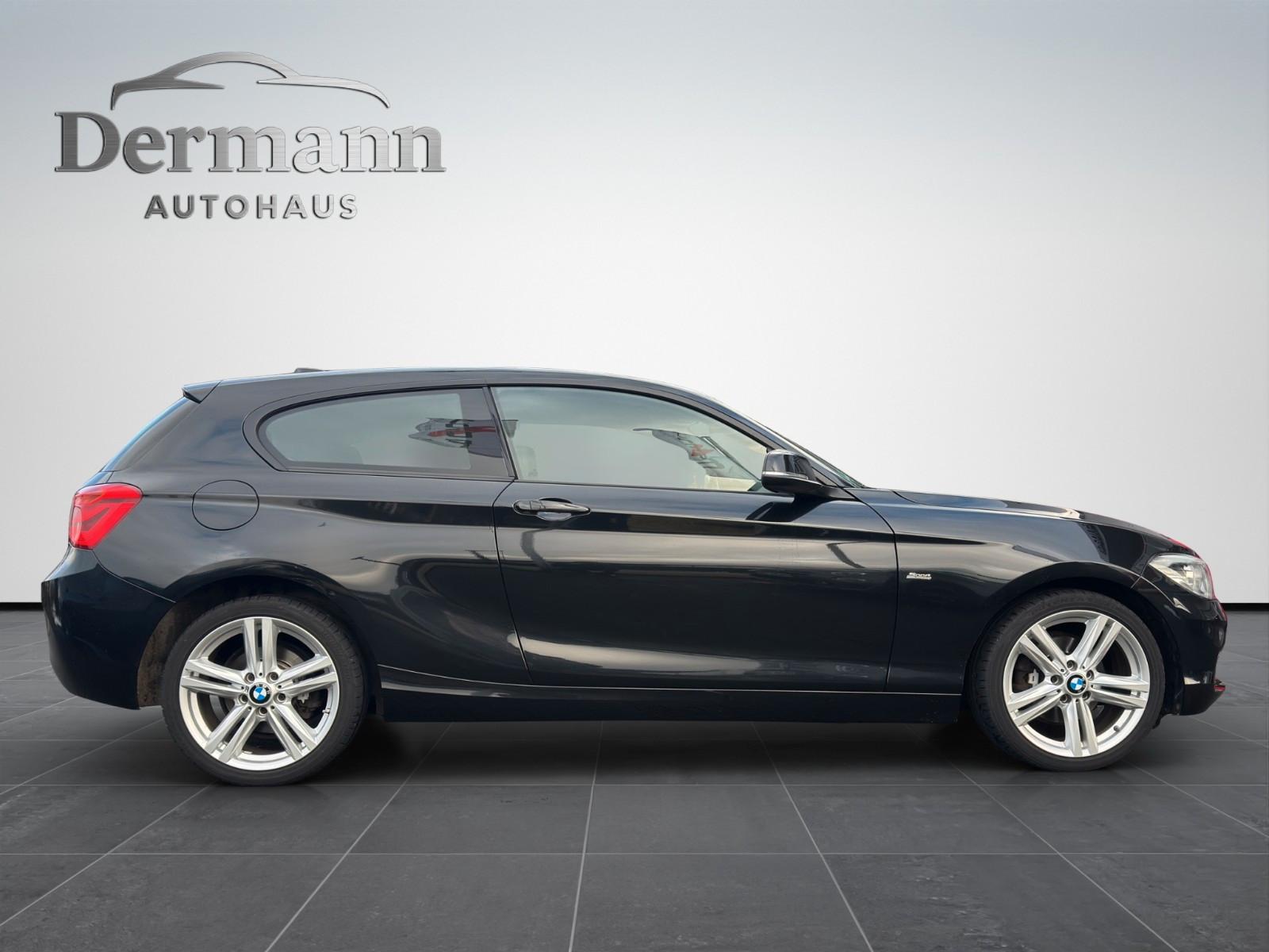 BMW 120i*Sport Line* TEMPOMAT*LED*NAVI*PDC*