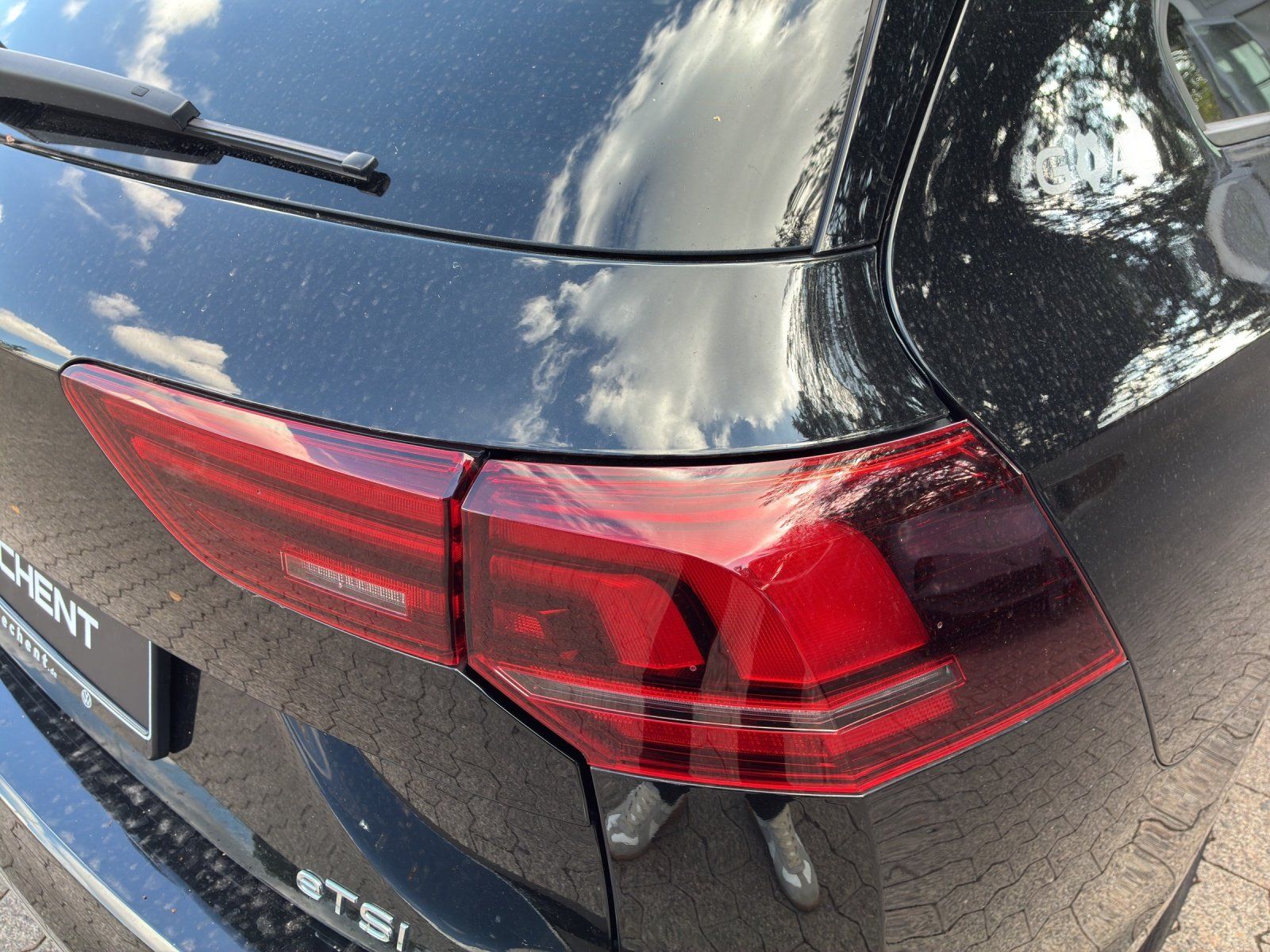 Fahrzeugabbildung Volkswagen Golf VIII Variant 1.5 eTSI W Goal AHK,Kamera,LM