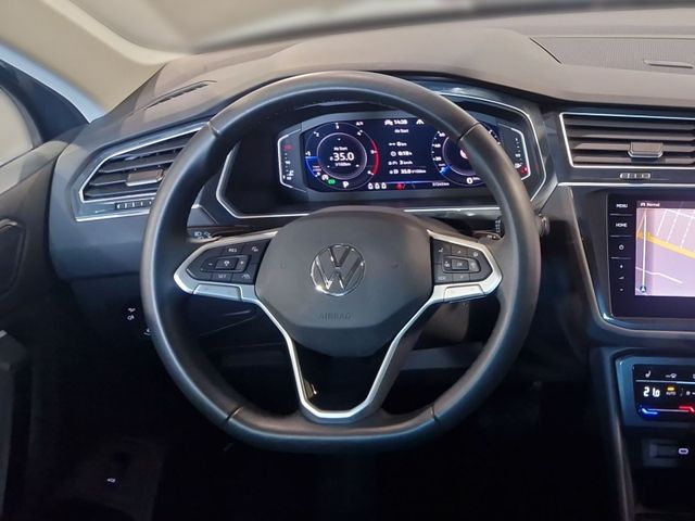 Tiguan 2.0 TDI DSG 4M ELEGANCE IQ.LIGHT+AHK+RFK+