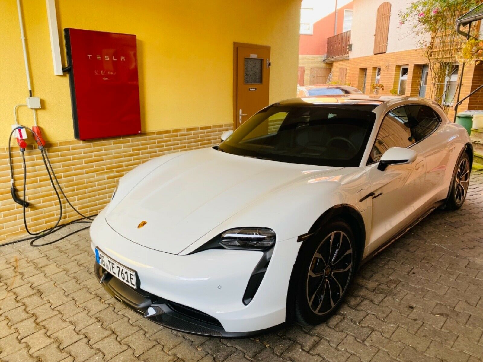 PORSCHE Taycan Turbo S Cross Turismo, voll, sofort verf.
