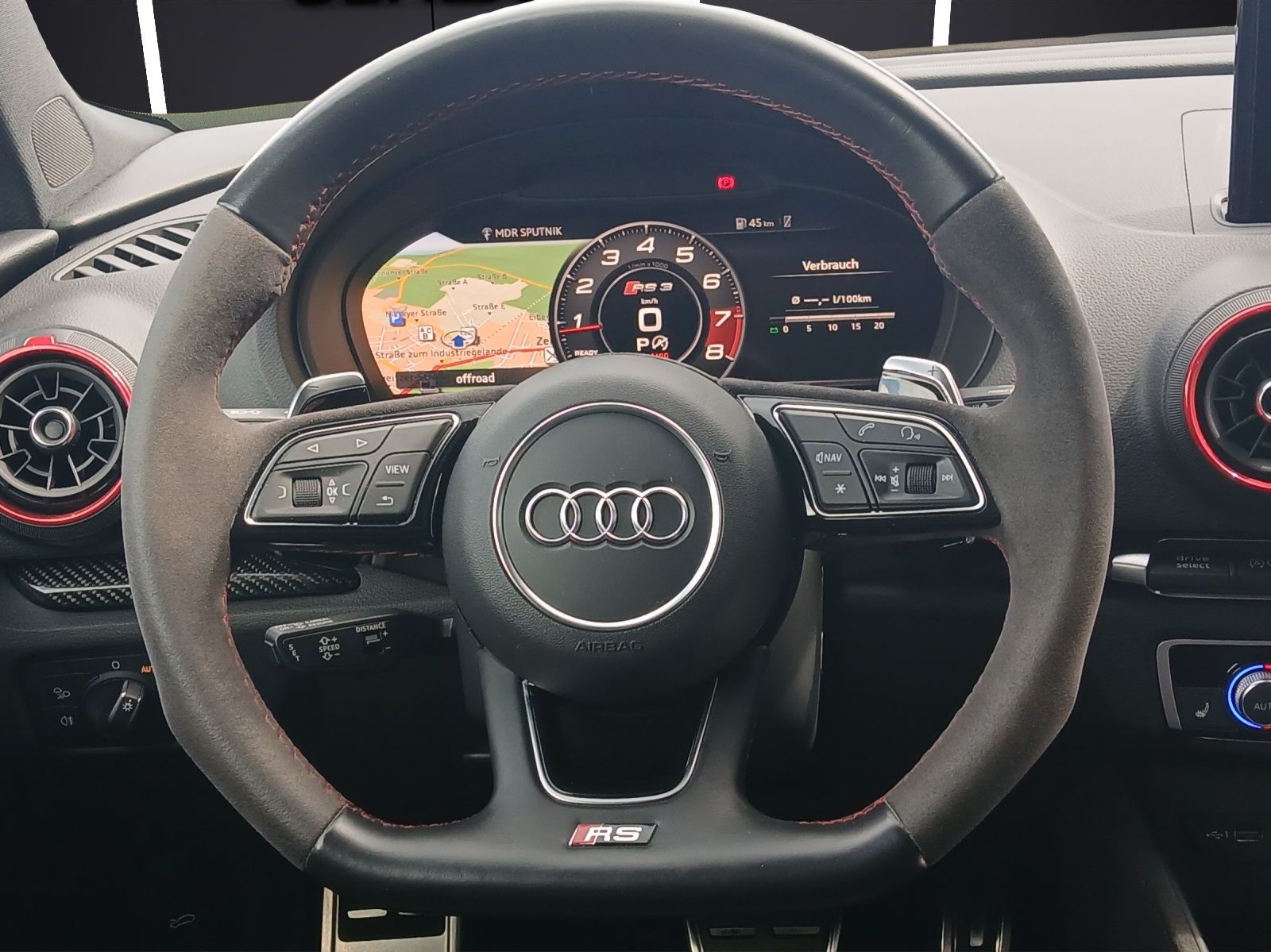 Fahrzeugabbildung Audi RS 3 Sportback quattro S-tronic Matrix Navi AVC