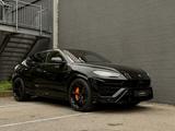 Lamborghini Urus 4.0 V8/PANO/B&O/CARBON CERAMIC/HUD - Lamborghini Gebrauchtwagen in Stuttgart