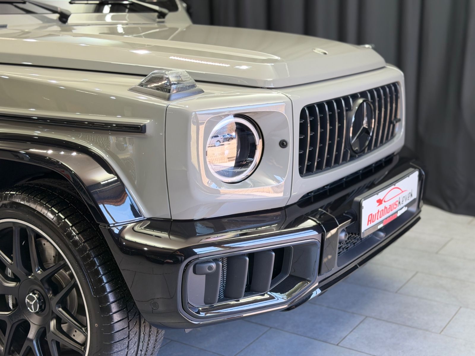 Fahrzeugabbildung Mercedes-Benz G 63 AMG|MY26|A22|PERFORMANCE|TV|VOLL|CARBON|