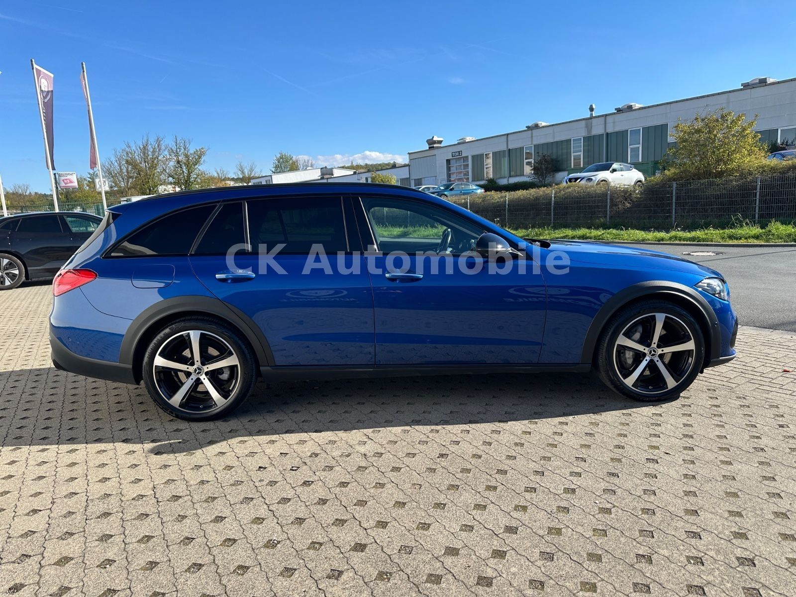 Fahrzeugabbildung Mercedes-Benz C 220d 4Matic All Terrain Avantgarde/Pano/360°K