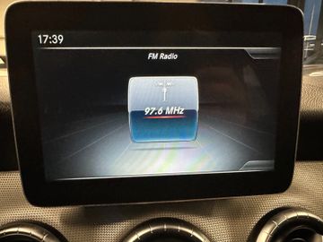 Mercedes-Benz CLA Shooting Brake CLA 180 *AMG*Navi*AHK*