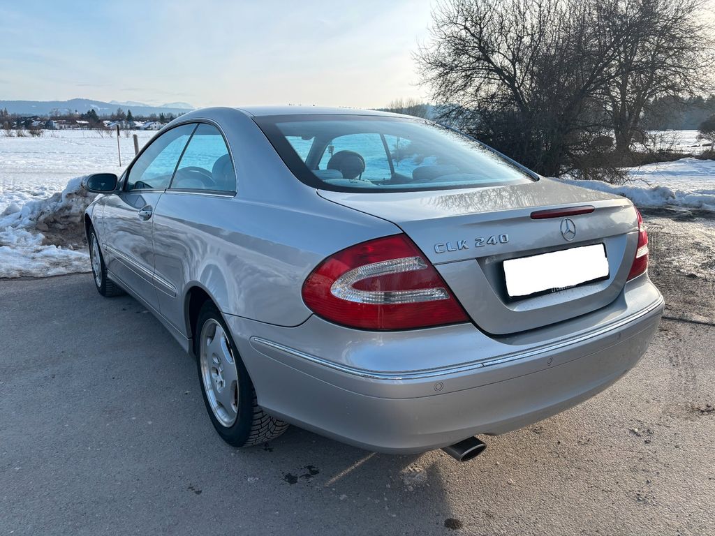 Mercedes-Benz CLK 240