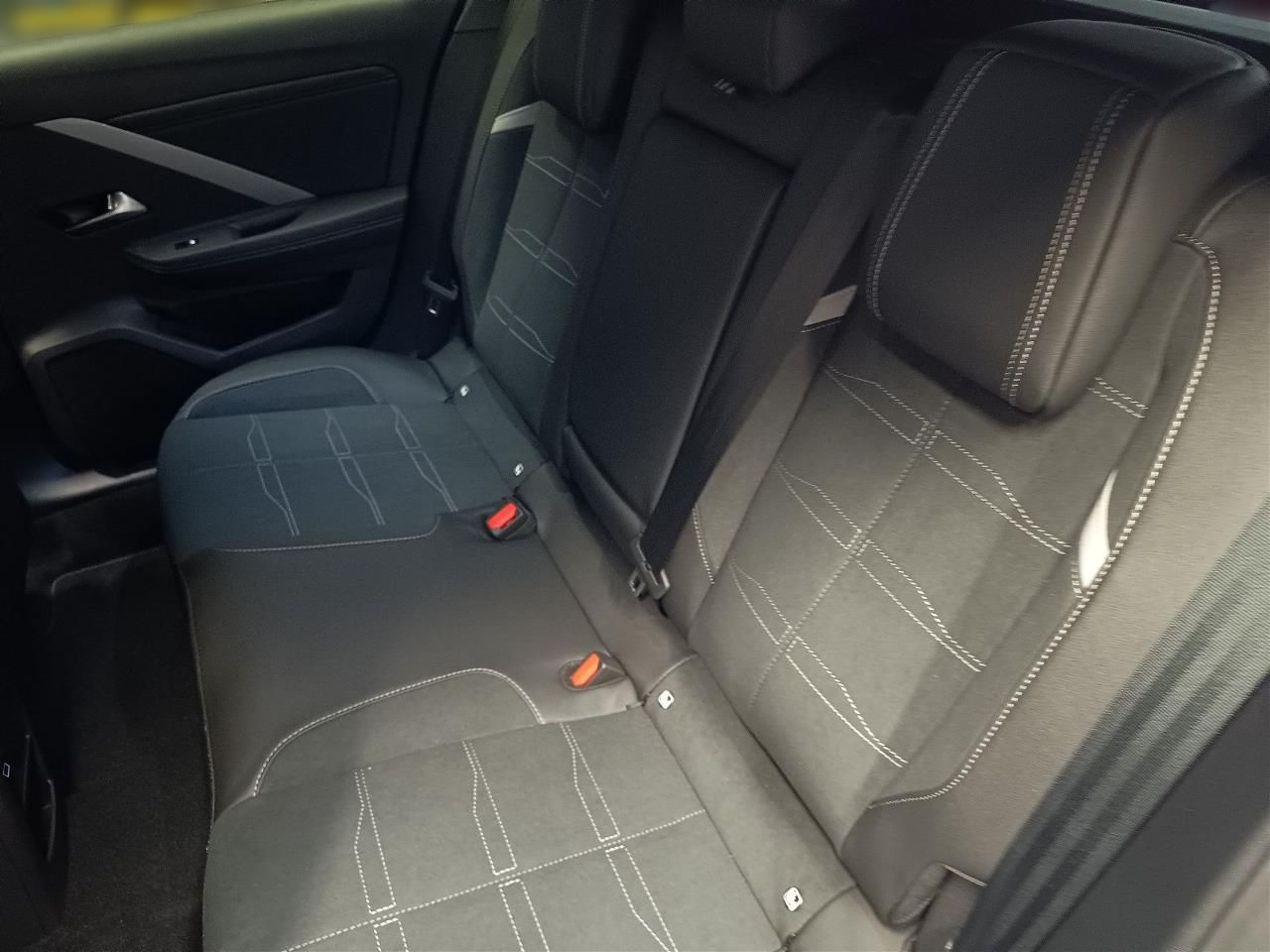Fahrzeugabbildung Opel Astra L ST GS Electric 115KW