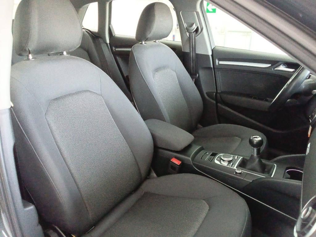 Fahrzeugabbildung Audi A3 Sportback GRA Sound-System PDC SHZ Xenon-plus