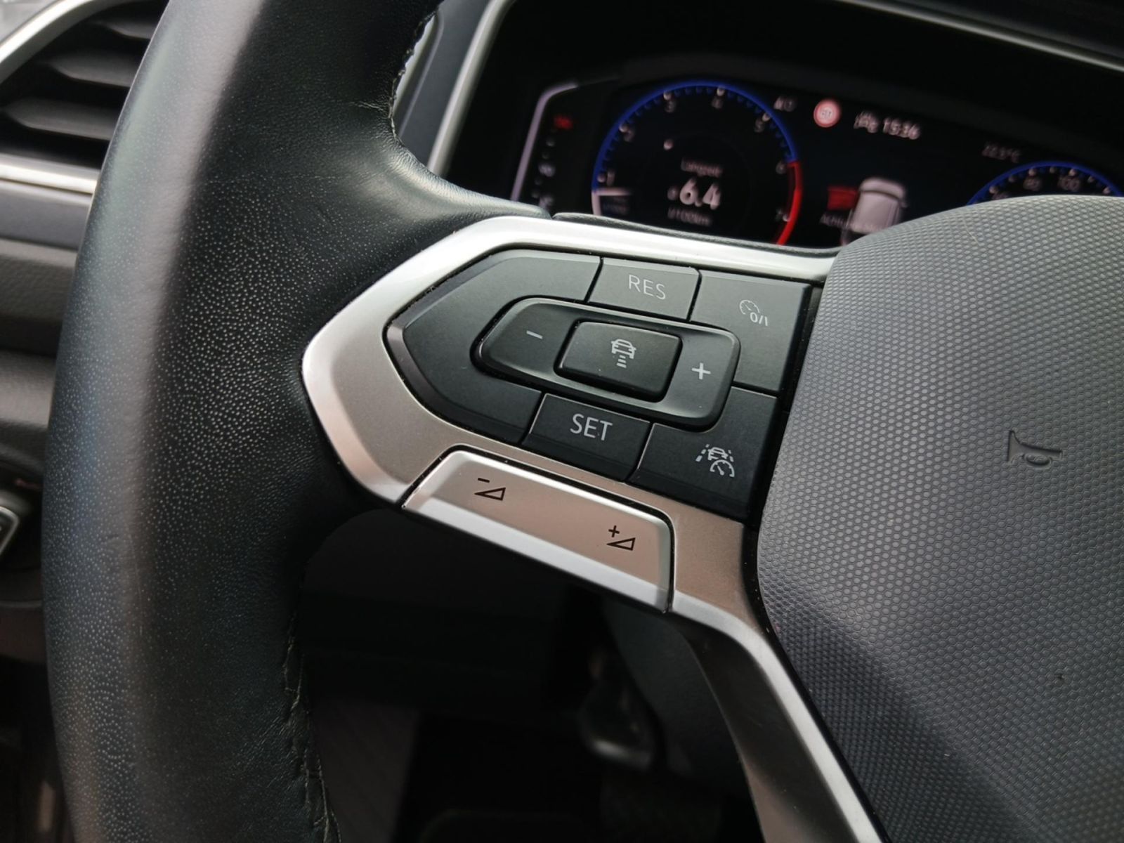 Volkswagen T-Roc - Bild 16