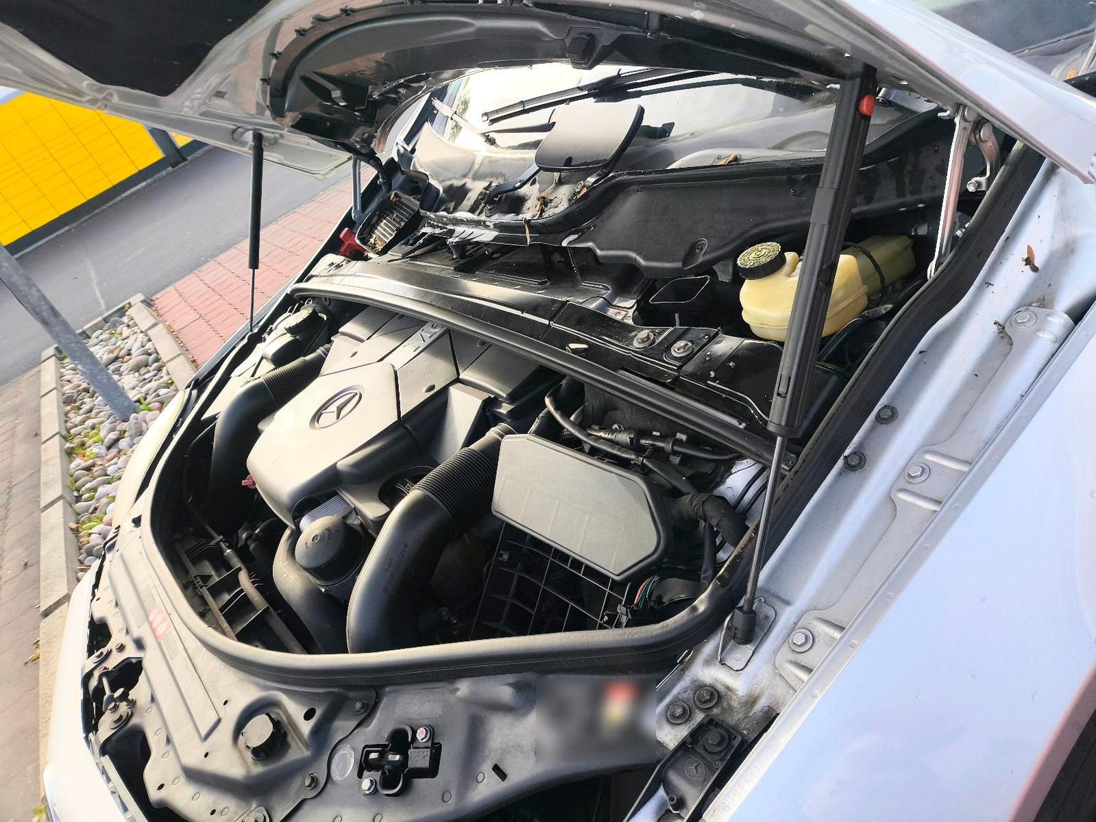 Mercedes-Benz R500 2007 — photo 11