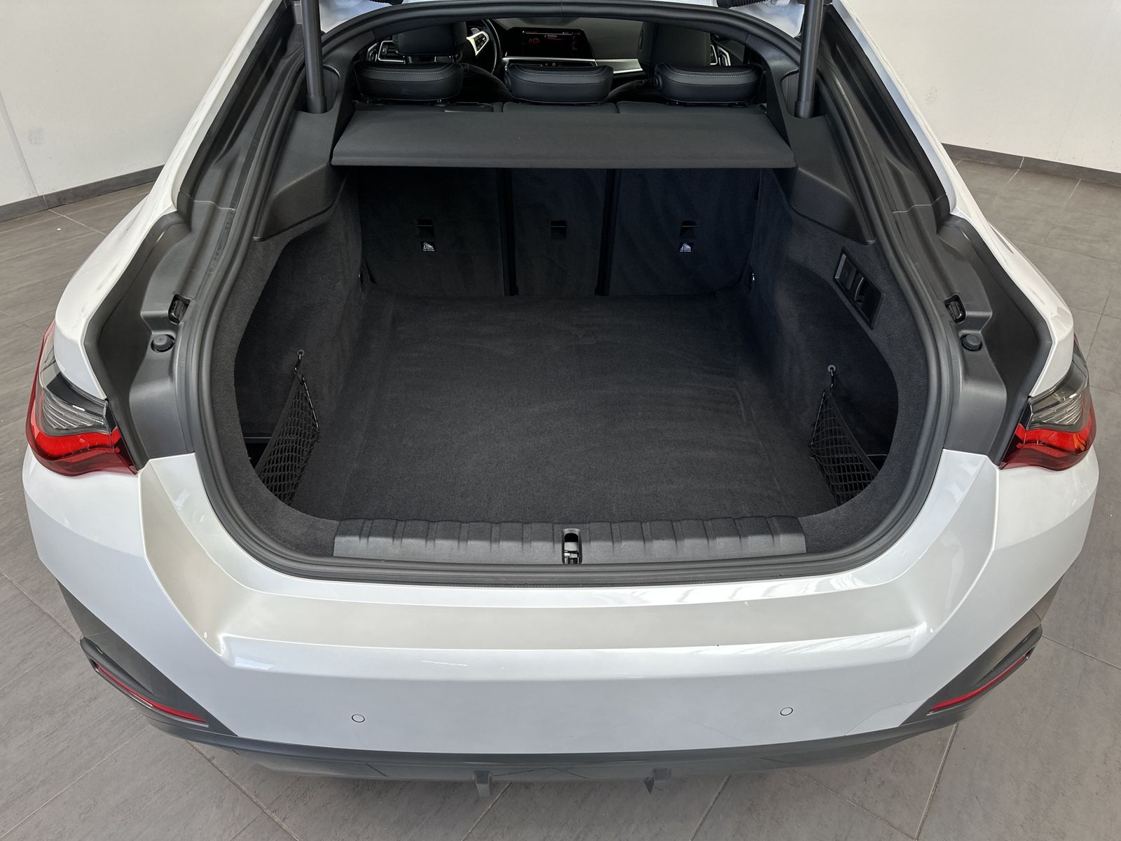 Fahrzeugabbildung BMW 420d Gran Coupé xDrive M-Sport NAV+LED+H&K+KAMER