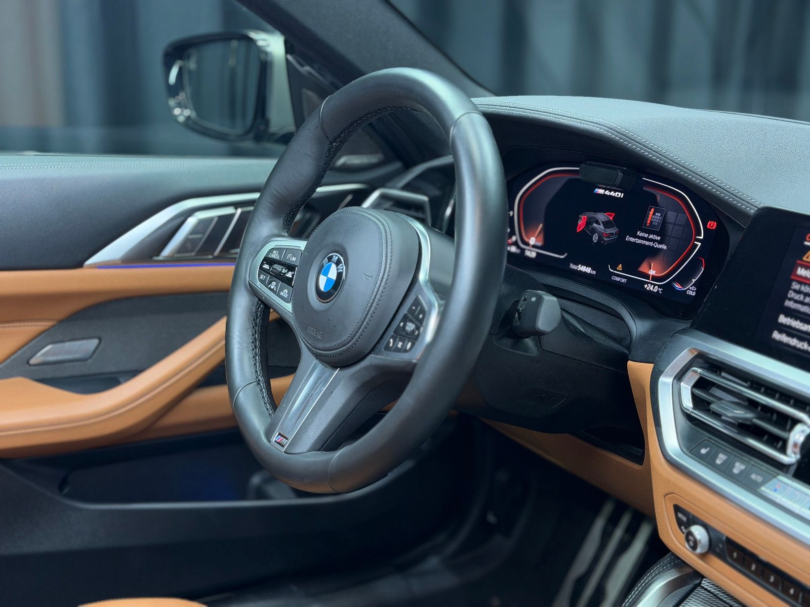 Fahrzeugabbildung BMW M440i xDrive Coupe|LASER|H&K|360°|M-Sitze|Gestik