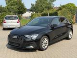 Audi A3 Sportback 35 TFSI*AUT*KAMERA*APPLE CARPLAY* - Audi A3 mit Benzin-Antrieb: Limousine