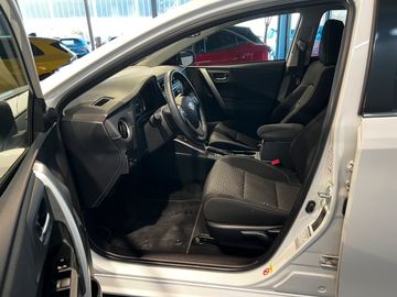 Bild 9 Opel Andere Toyota Auris Hybrid - Rückfahrkamera | Allwetter