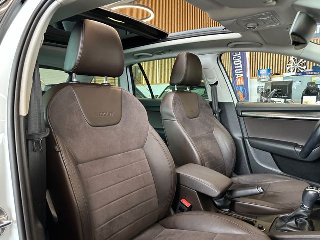 Skoda Octavia Scout*ACC*NAVI*AHK*PANO*2-Zonen*