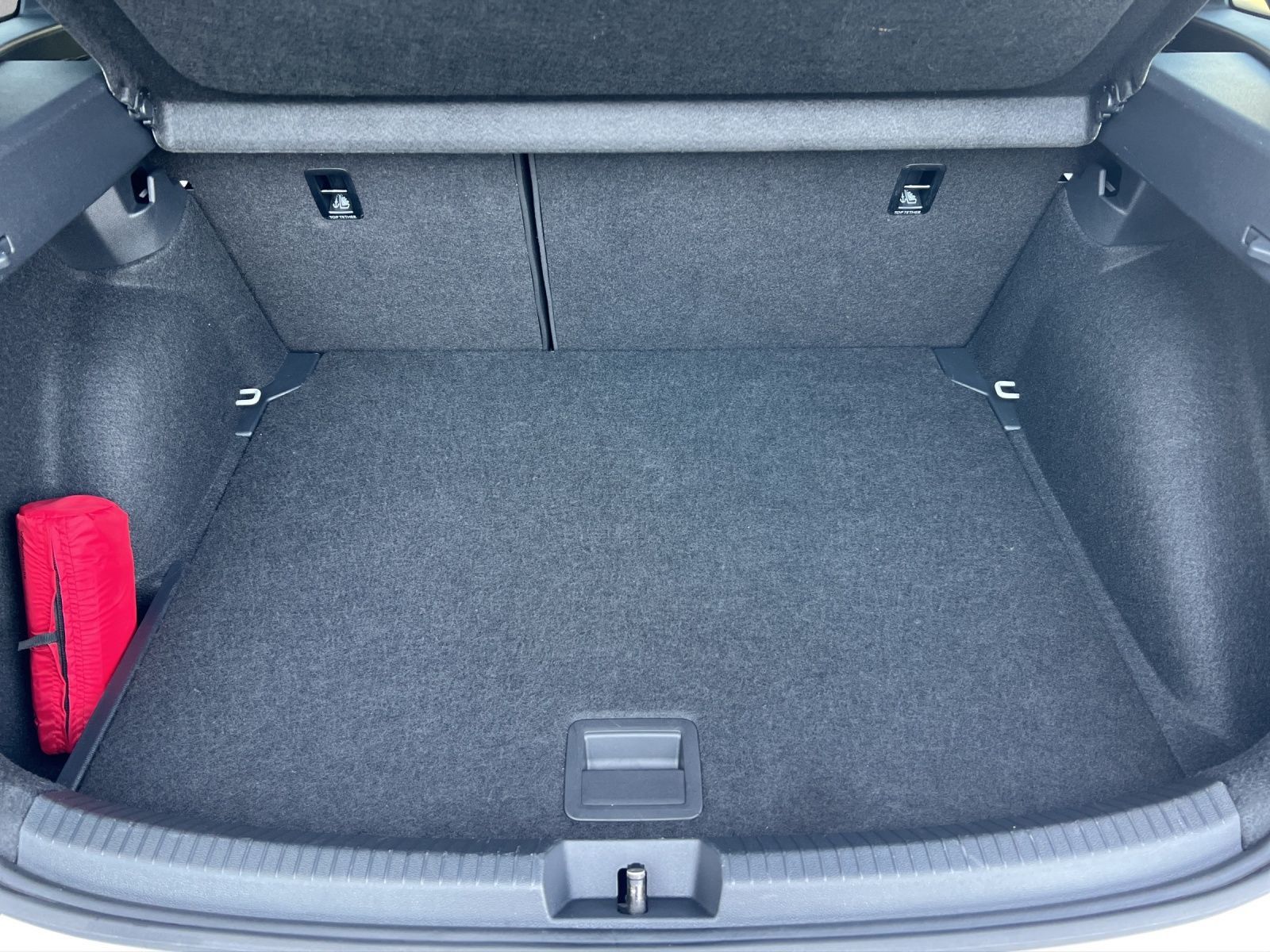 Taigo R-Line 1.5 TSI DSG AHK*Navi*Kamera