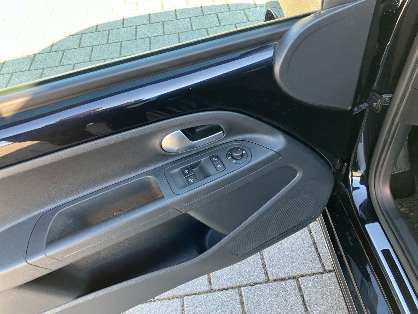 Volkswagen up! - Bild 14