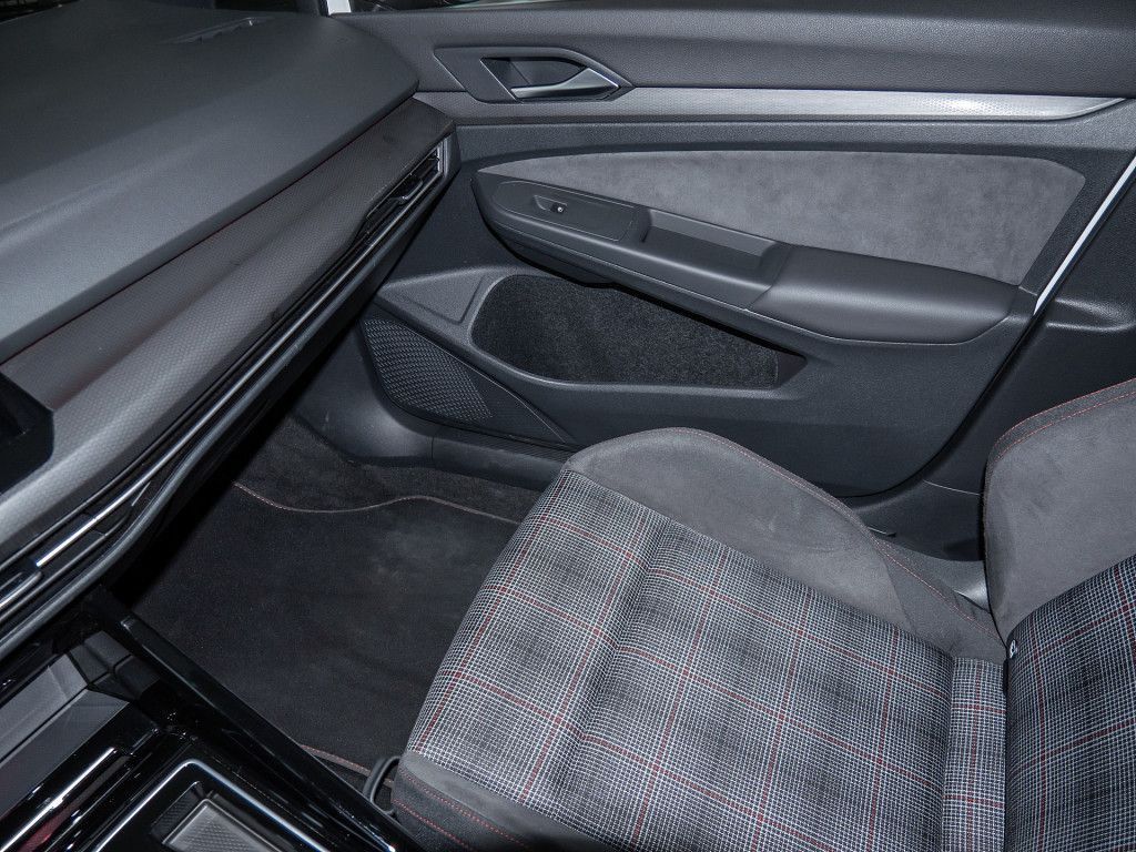 Volkswagen Golf - Bild 14