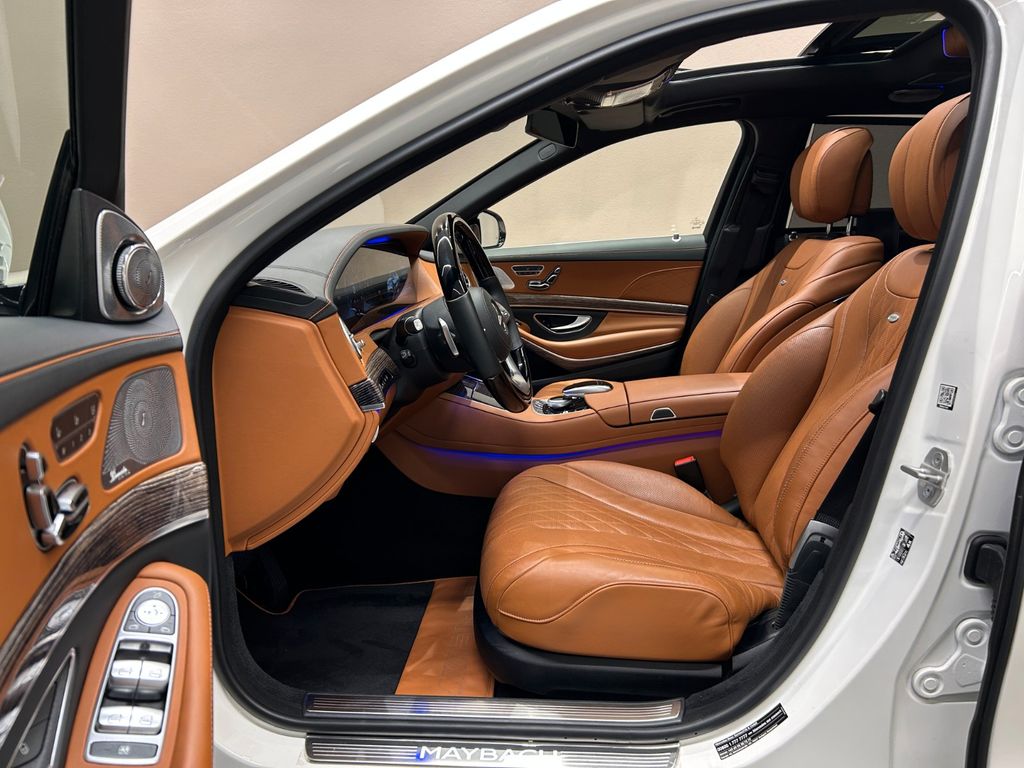 Mercedes-Benz S 560 S560 Maybach 4M *CHAUFFEUR PAKET*FOND-TV*MASSAGE
