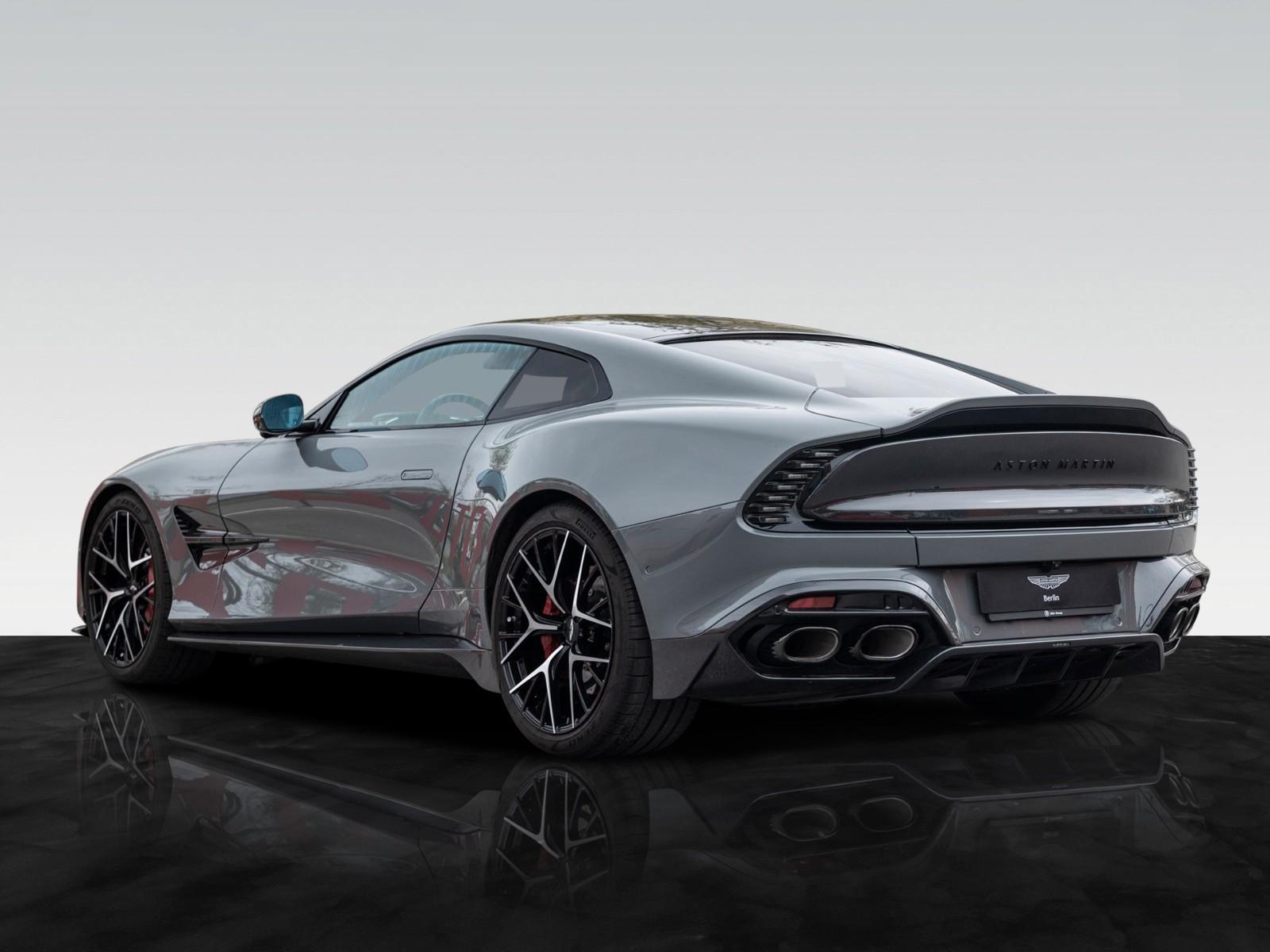 Aston Martin Vanquish | Titan Auspuff | Black Pack