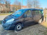 Fiat Scudo 8 Sitze 2 Schiebetüren - gebrauchte Fiat Scudo aus dem Jahr 2010