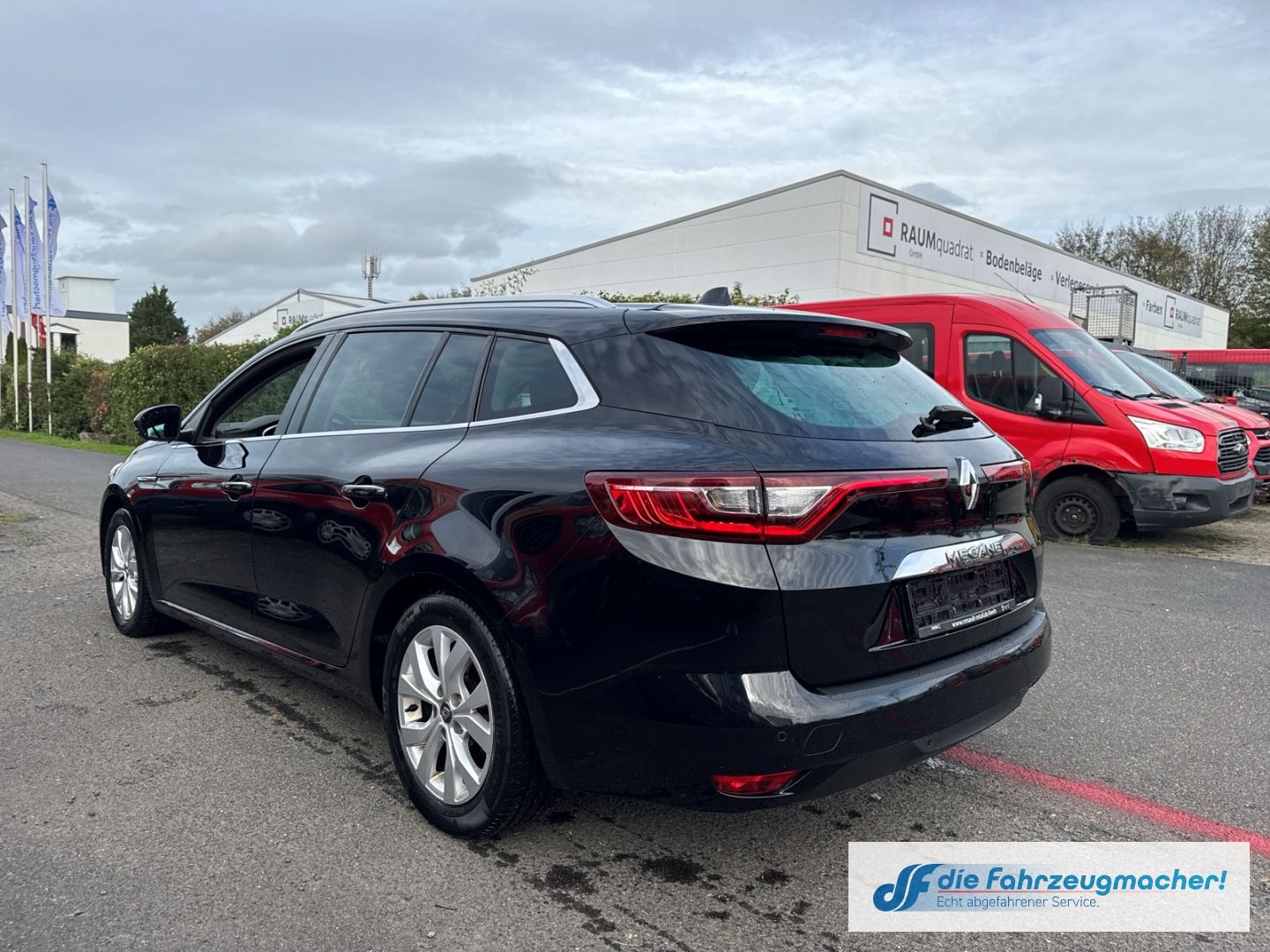 Fahrzeugabbildung Renault Megane IV Grandtour Automatik Limited *EXPORT