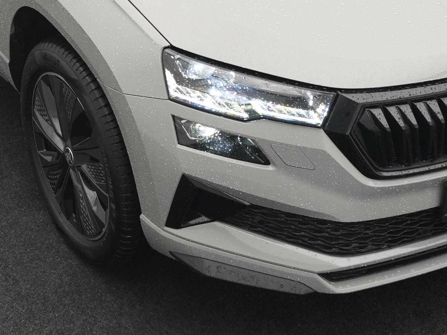 Skoda Karoq Sportline 2.0TSI 4x4 DSG *GRA*R-KAM*LED*18